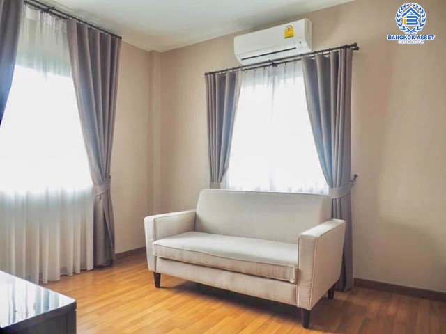 *****บ้านเดี่ยวมือสองย่านนนทบุรี ม.เซนโทร เวสต์เกต กาญจนาภิเษก คุณภาพแบรนด์ AP เนื้อที่มากถึง 51 ตร.ว. ฟังก์ชัน 3 ห้องนอน 2 ห้องน้ำ 2 ที่จอดรถ พร้อมของแถมมากมาย และเฟอร์ฯ บิวท์อินทั้งหลัง บนทำเลเยี่ยม ใกล้เซ็นทรัลเวสต์เกต และรถไฟฟ้าสายสีม่วง "สถานีคลองบางไผ่"